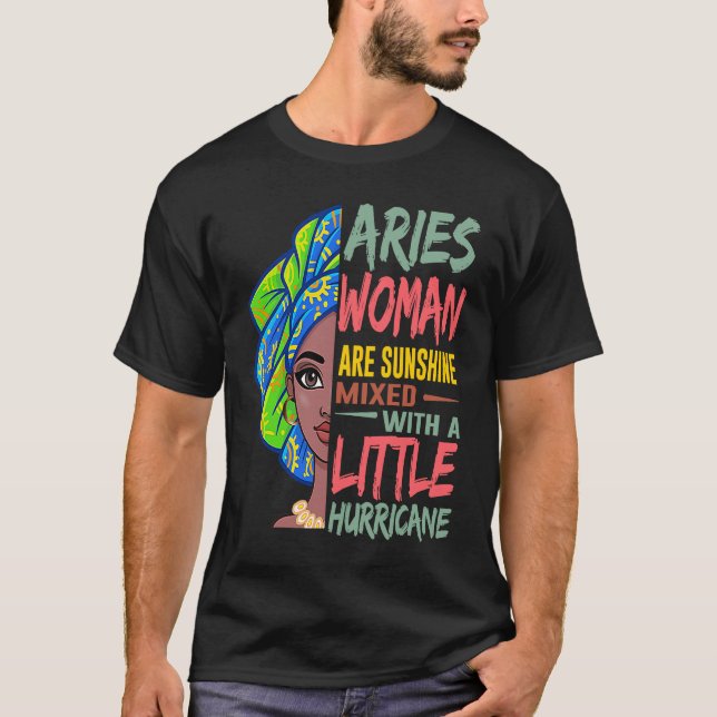 Camiseta Aries Girls Are Sunshine Mixed With A Little Hurri (Frente)