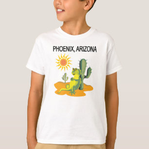 Camiseta Arizona Phoenix Lizard no Sol sob um Saguaro