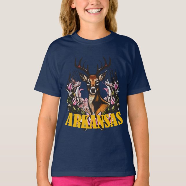 Camiseta Arkansas Deer With Apple Blossom Bough (Frente)