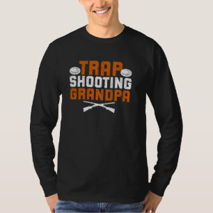 Camiseta Armadilhas disparando armadilha do avô atirando no