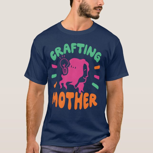Camiseta Arranjando Artesanato Mãe Retro Hobbyista (Frente)
