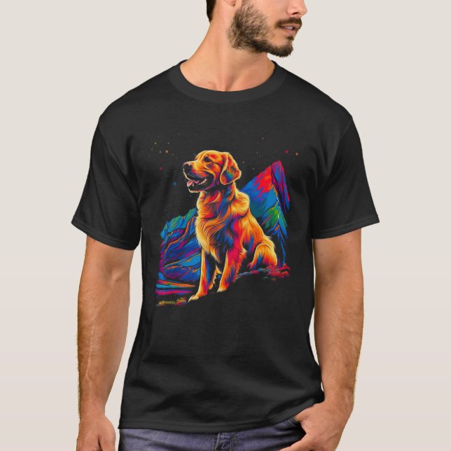 Camiseta Art Golden Retriever Dog Mountain Hiking (Frente)