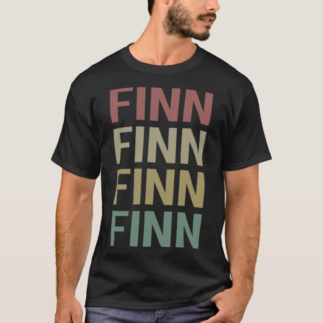 Camiseta Arte Colorida de Texto - Nome Finn (Frente)