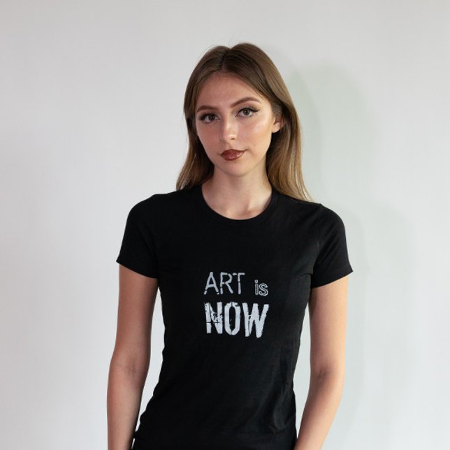 Camiseta Arte é Agora Frase Concreta Branca ("Art is now" t-shirt)