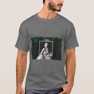 Camiseta Arte inspirada na capa do álbum Older de Lizzy McA