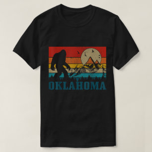 Camiseta Arte Retro de Bigfoot da Montanha de Oklahoma