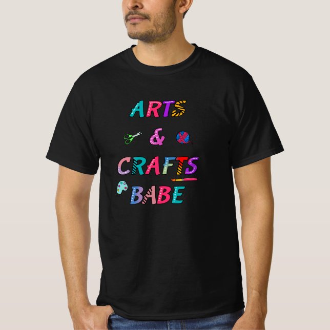 Camiseta Artes e Artesanatos Babe (Frente)