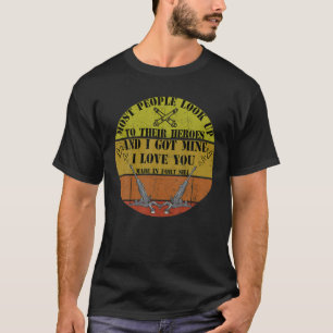 Camiseta Artilharia de campo orgulhosa Esposa Esposa Milita