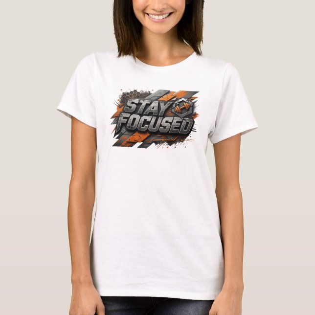 Camiseta Artística Rosa com Frase STAY FOCUSED (Frente)