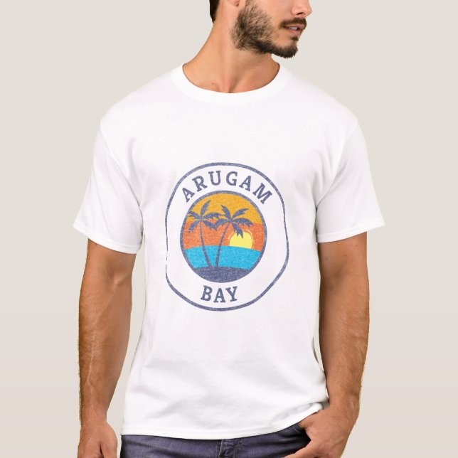 Camiseta Arugam Bay, Sri Lanka Faded Classic Style (Frente)