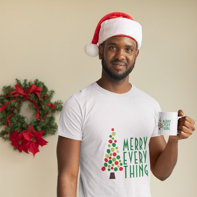 Camiseta Árvore de Natal Moderna e Alegre Tudo (Holiday tee with matching mug available)