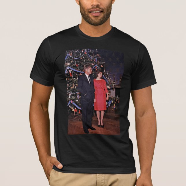 Camiseta Árvore de Natal Presidente John Kennedy & Jacqueli (Frente)