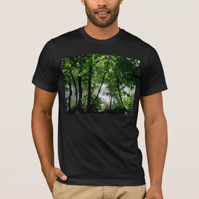 Camiseta Árvores perto do rio (Frente)