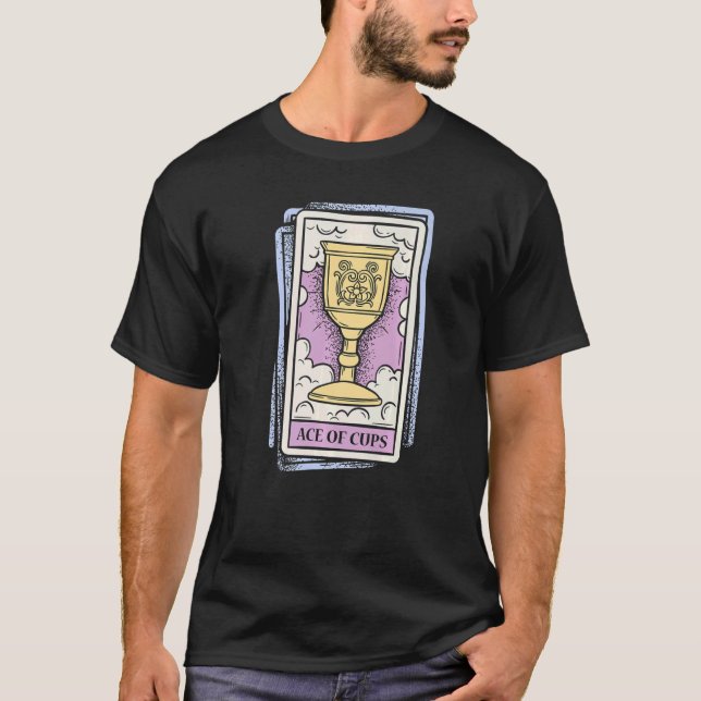 Camiseta Ás de Cups Tarot Cards Horoscópio (Frente)