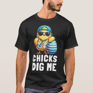 Camiseta As Galinhas Me Acham Engraçado Feliz Dia de Páscoa