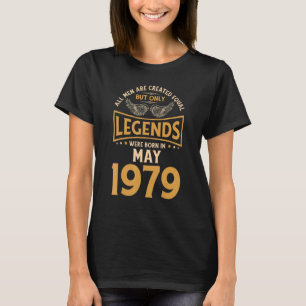 Camiseta As Legendas De Aniversário Foram Nasceres Em Maio 