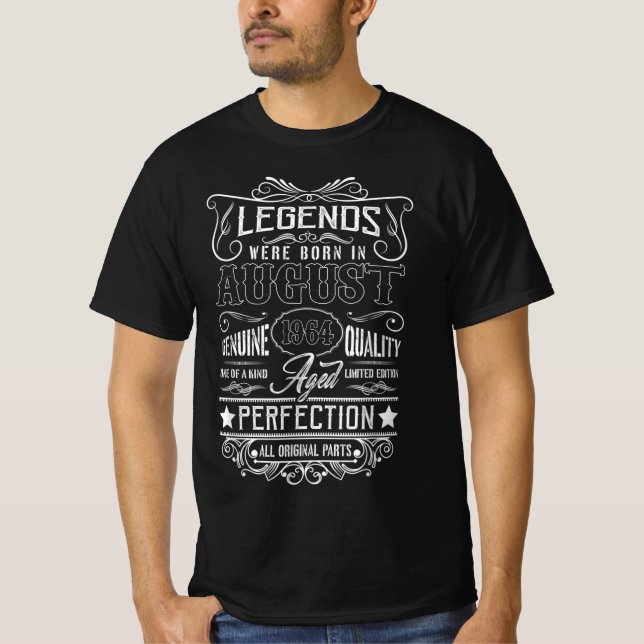 Camiseta As Legendas Foram Nasceres Em Agosto De 1964 Todas (Frente)