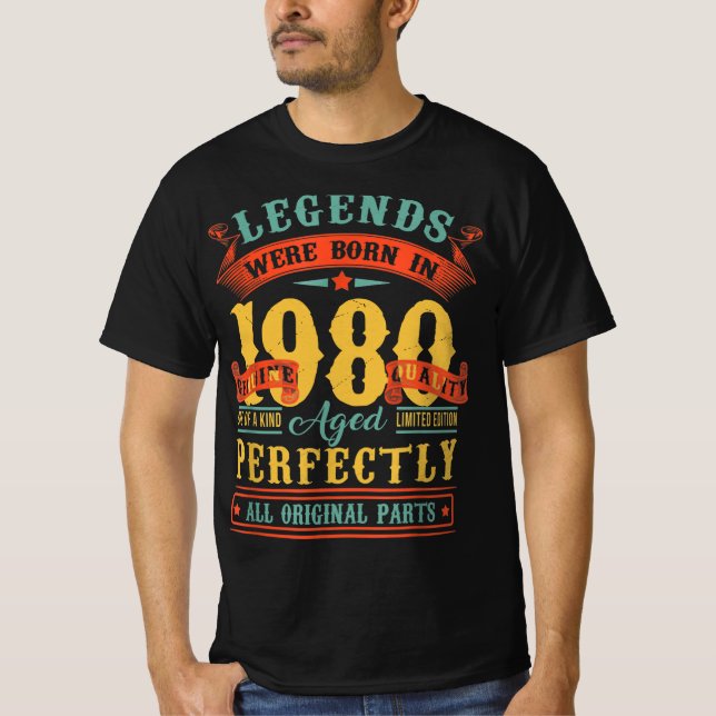 Camiseta As Lendas Foram Nasceres Em 1980, Presente De 1980 (Frente)
