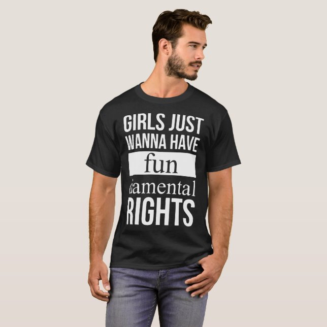 Camiseta as meninas apenas querem ter o offensiv damental (Frente Completa)