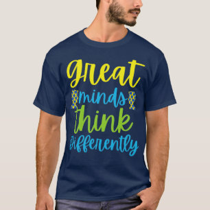 Camiseta As mentes dos excelentes pensam de forma diferente