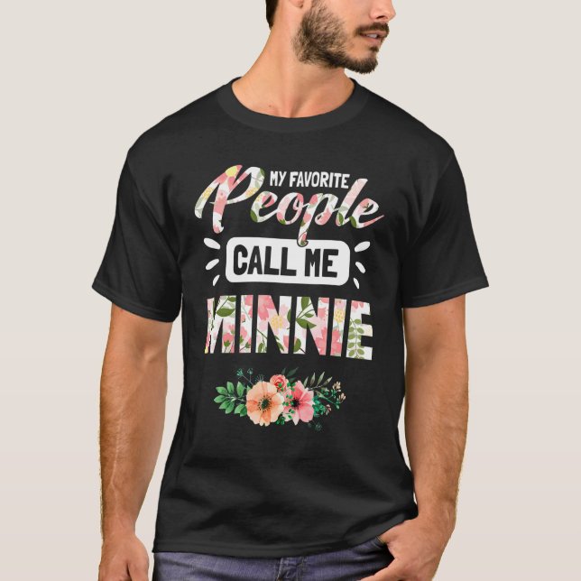 Camiseta As Minhas Pessoas Favoritas Chamam-Me Minnie Avó P (Frente)