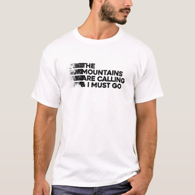 Camiseta As Montanhas Estão Ligando E Eu Preciso Ir. Retro  (Frente)