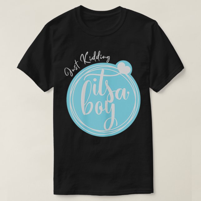 Camiseta As mulheres, brincando, é uma festa de gênero engr (Frente do Design)