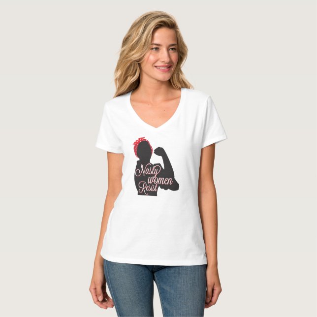 Camiseta As mulheres desagradáveis resistem (Frente Completa)