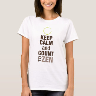 Camiseta As mulheres mantêm o t-shirt da calma e do zen