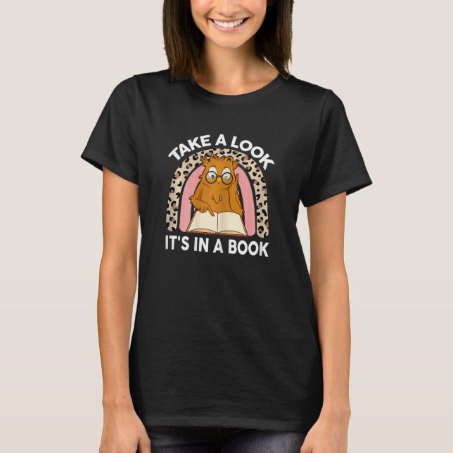 Camiseta As Mulheres Olham-No Num Livro Arco-Íris Lendo (Frente)