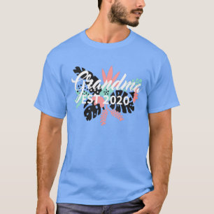 Camiseta as mulheres promovidas à vovó est. 2020 t-shirt