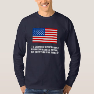 Camiseta As pessoas acreditam em meios inclinados mas