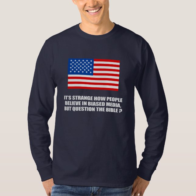 Camiseta As pessoas acreditam em meios inclinados mas (Frente)