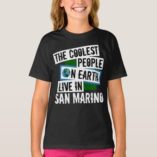 Camiseta As Pessoas mais frias do planeta moram em São Mari (Frente)
