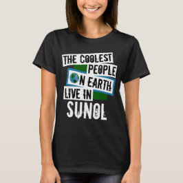 Camiseta As Pessoas mais legais da Terra vivem em Sunol