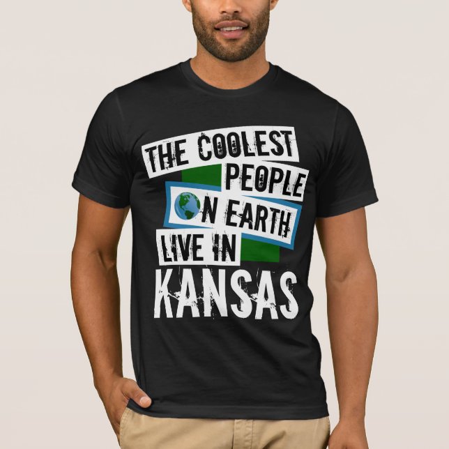 Camiseta As Pessoas mais legais da Terra vivem no Kansas (Frente)