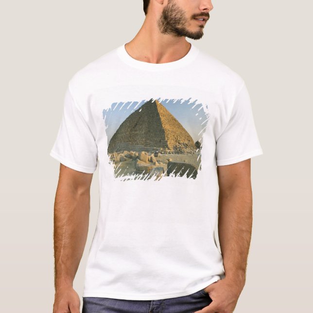 Camiseta As Pirâmides de Gizé, que têm quase 5000 2 (Frente)