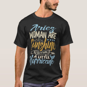 Camiseta As Raparigas São Brilhantes Misturadas Com Um Pequ