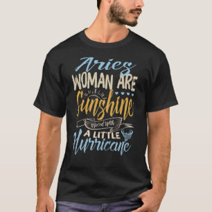 Camiseta As Raparigas São Brilhantes Misturadas Com Um Pequ