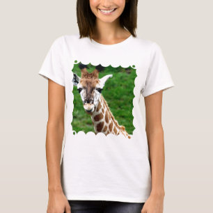 Camiseta As senhoras da foto do girafa couberam o t-shirt