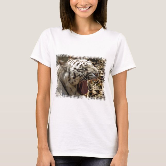 Camiseta As senhoras do bocejo do tigre couberam o t-shirt (Frente)