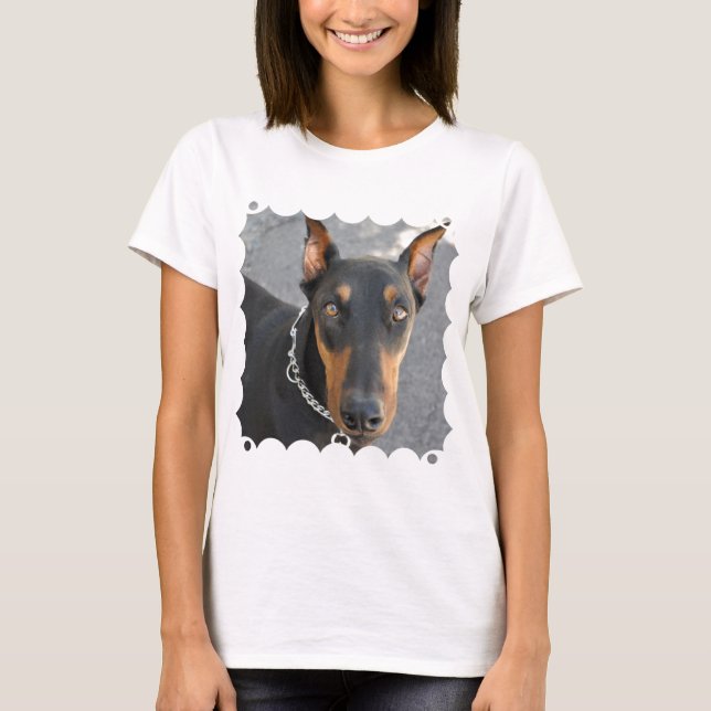 Camiseta As senhoras do Pinscher do Doberman couberam o (Frente)