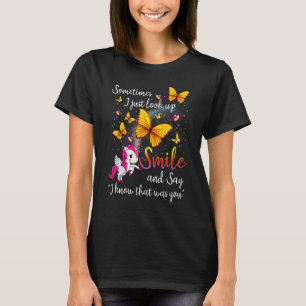 Camiseta Às Vezes Eu Apenas Olho Para O Sorriso E Digo Que