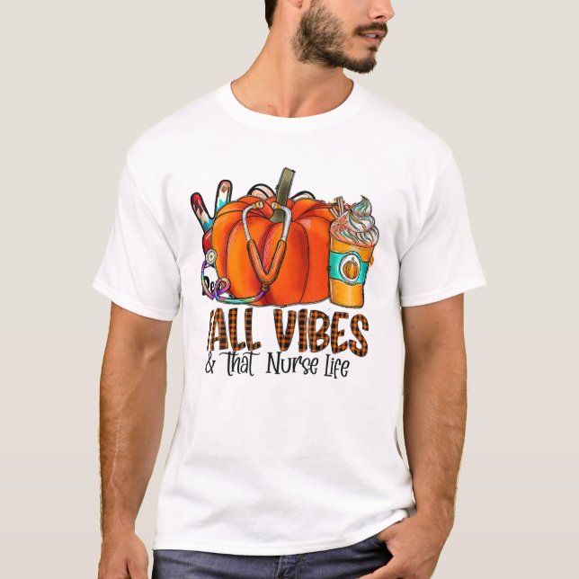 Camiseta As Víblias E A Enfermeira Pumpkin Caem (Frente)