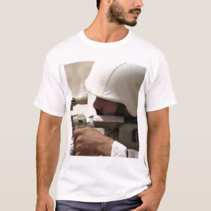 Camiseta As vistas iraquianas do sargento de exército em