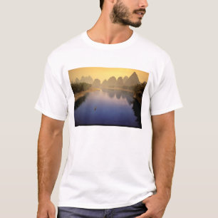 Camiseta Ásia, China, Província de Guangxi, Yangshuo. Sol