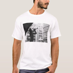Camiseta Ásia, Japão, Tóquio. Estátua de música, Shibuyaku