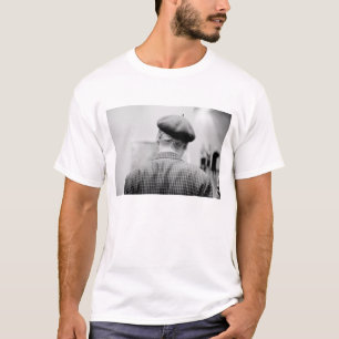 Camiseta Ásia, Japão, Tóquio. Homem com Boina, Metrô de Tóq