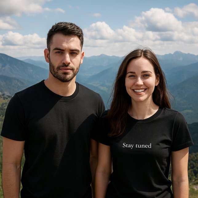 Camiseta aspas estéticas de roupas, permaneça sintonizada (Criador carregado)