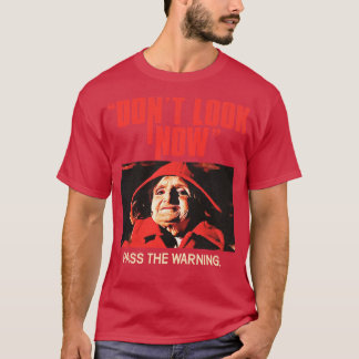 Camiseta Assassino na Casaco vermelha